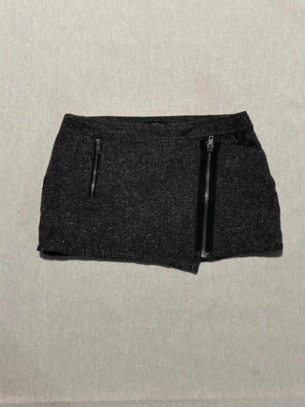 Guess Vintage Y2K Wrap Mini Skirt Size 28